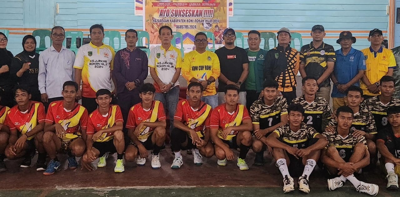 Turnamen Voli Ball Kejurkab 2024 Resmi Dibuka Ketua KONI Rohil