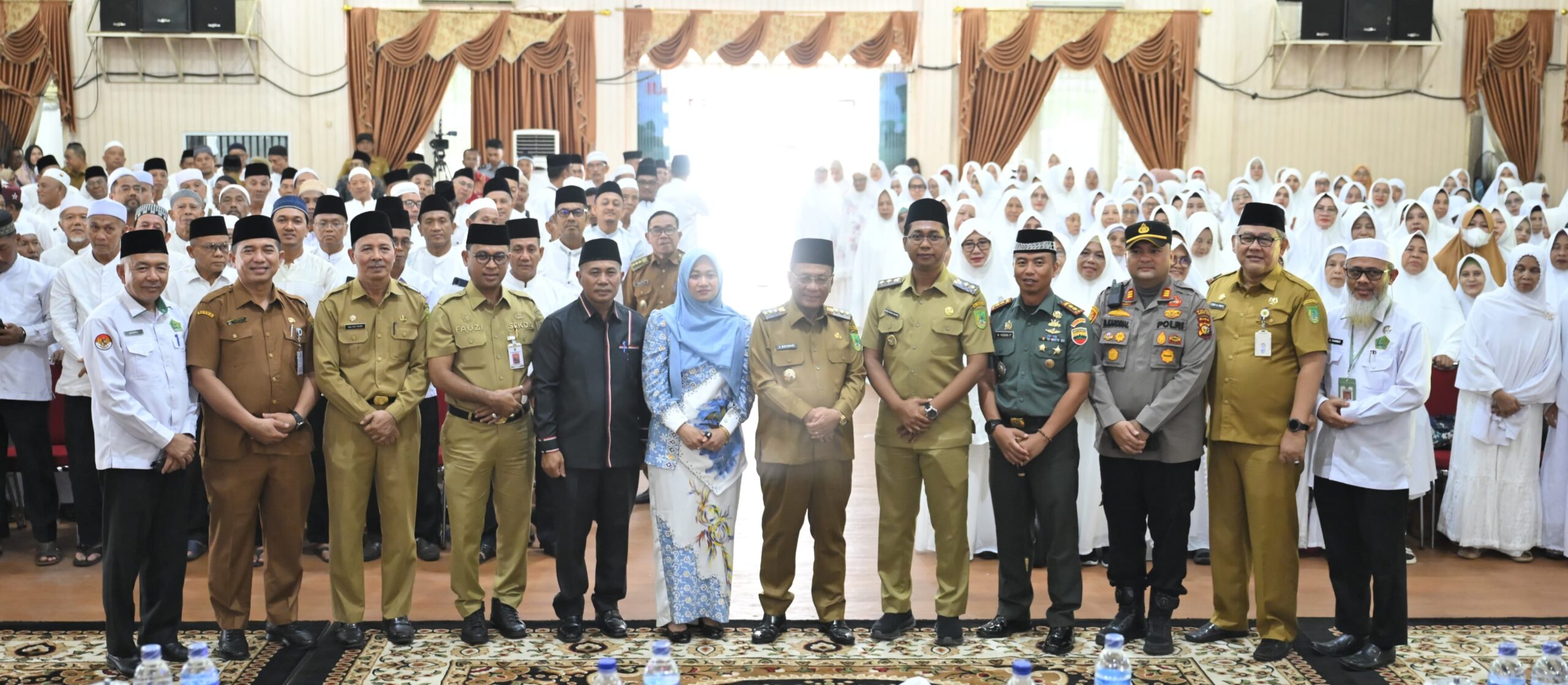 Bupati Rohil Buka Bimbingan Manasik Hak Tingkat Kabupaten 2025