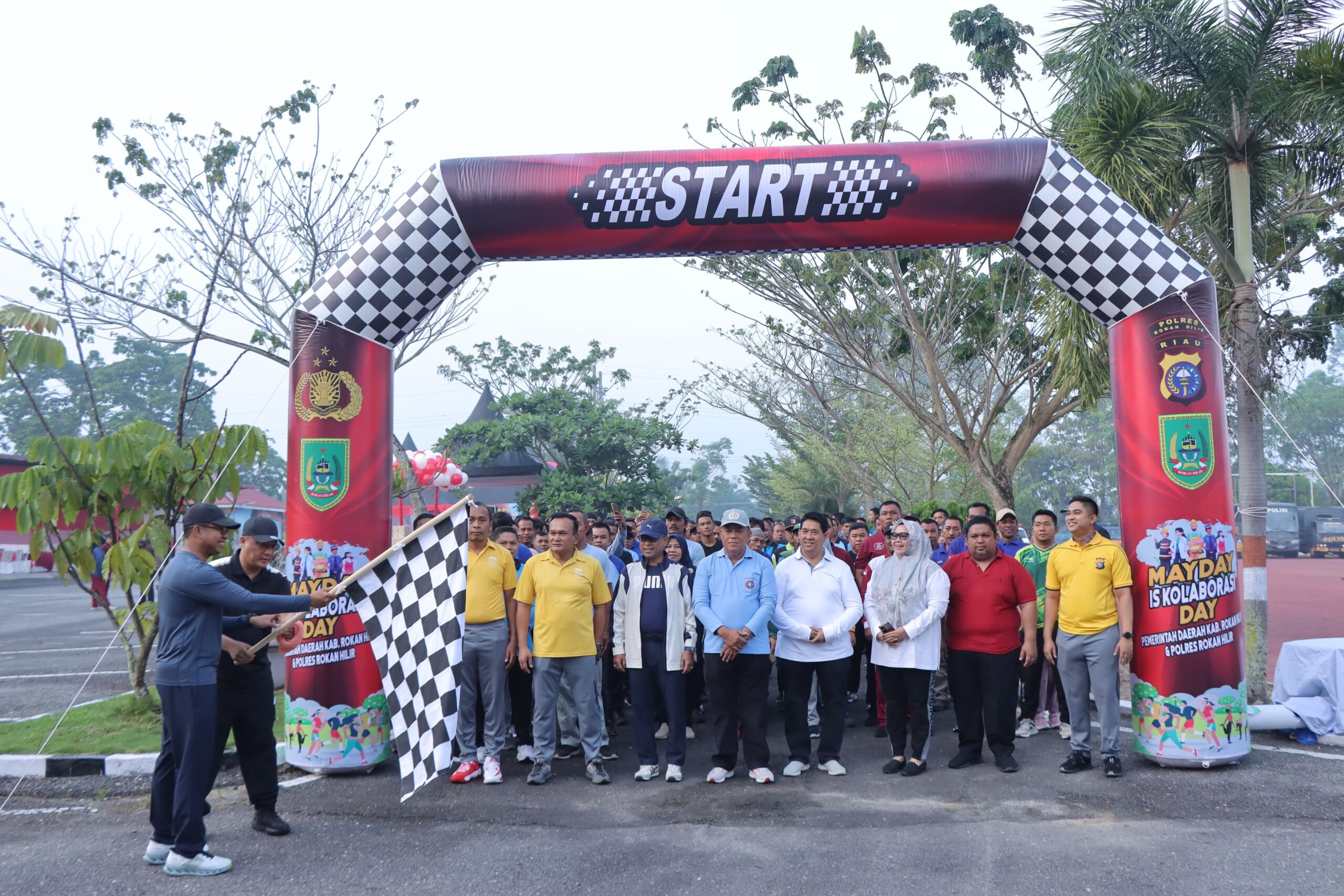 Sambut May Day Polres Rohil Jalan Santai Bersama Forkopimda