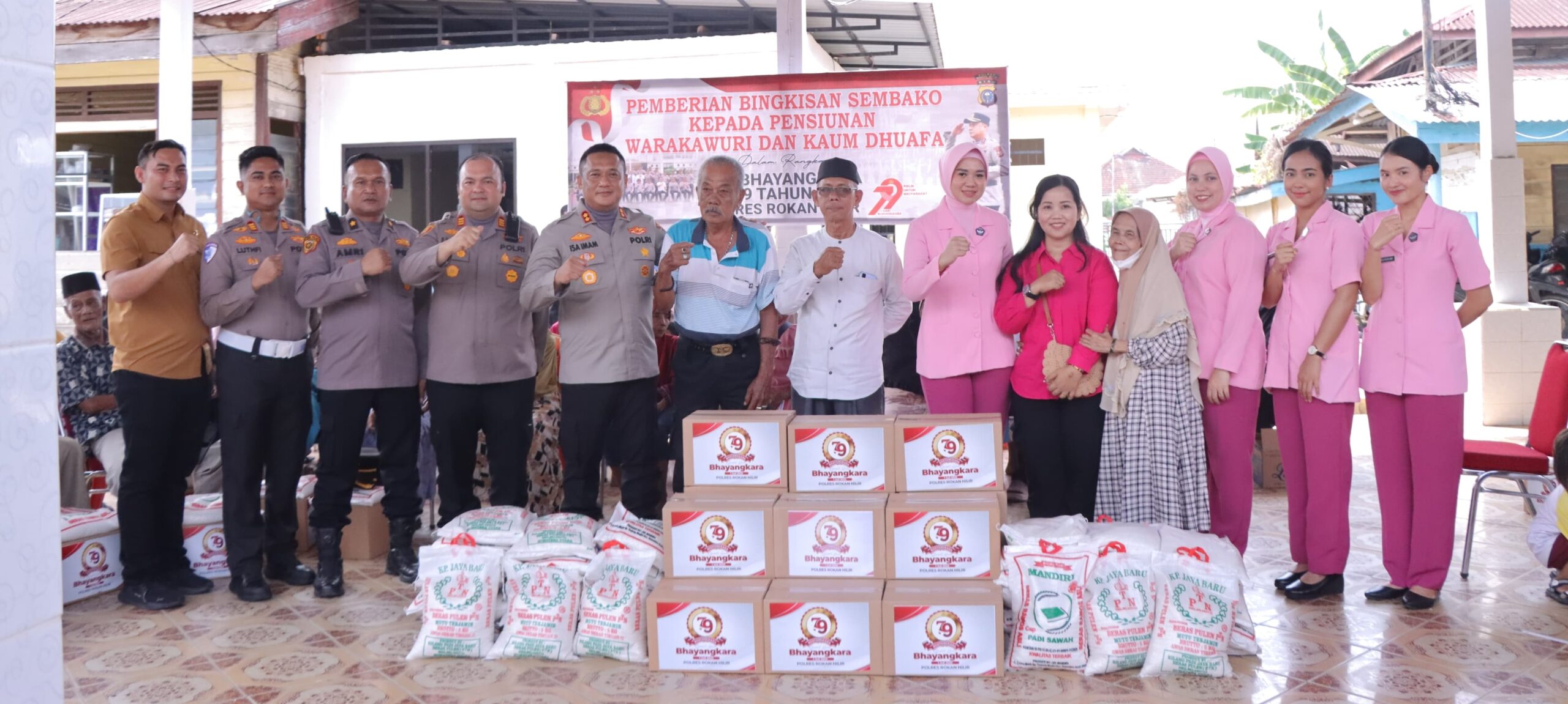 Sambut HUT Bhayangkara ke 79 Sambangi Pensiunan, Warakauri dan Dhuafa