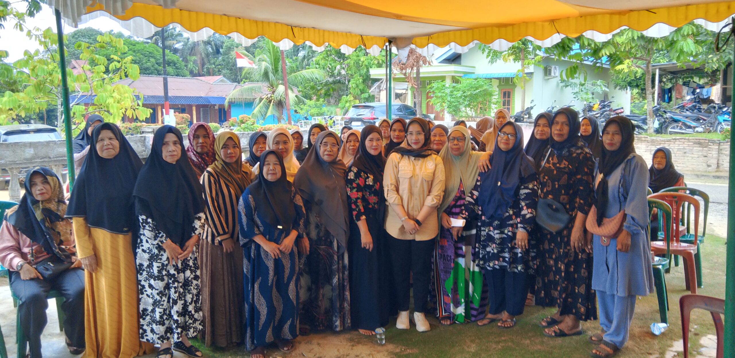 Cindy Rahmadani Tampung Aspirasi Masyarakat Desa Harapan Makmur Selatan