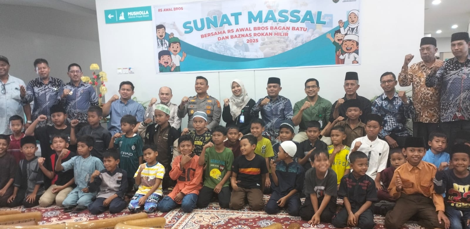 Kapolsek Bagan Sinembah Hadiri Sunat Massal Bersama RS Awal Bros