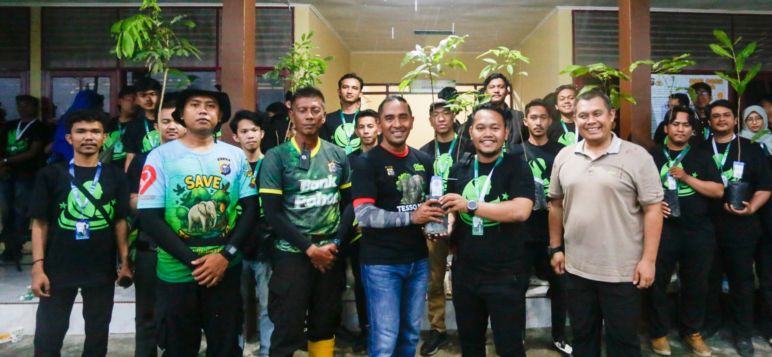 Polda Riau Ajak Mahasiswa Green Leadership Academy ke THH