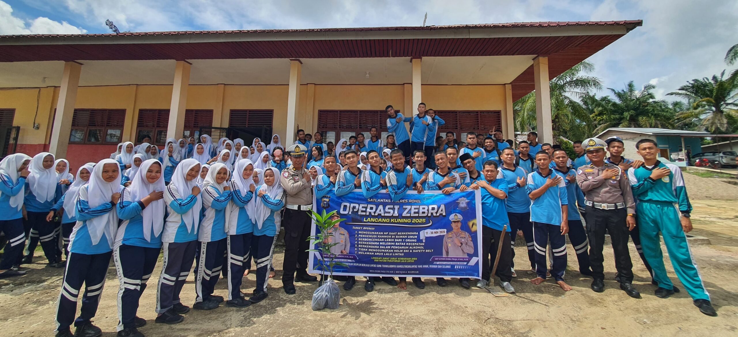 Satlantas Polres Gelar Go To School dan Green Policing di SMA N 4 Tanah Putih