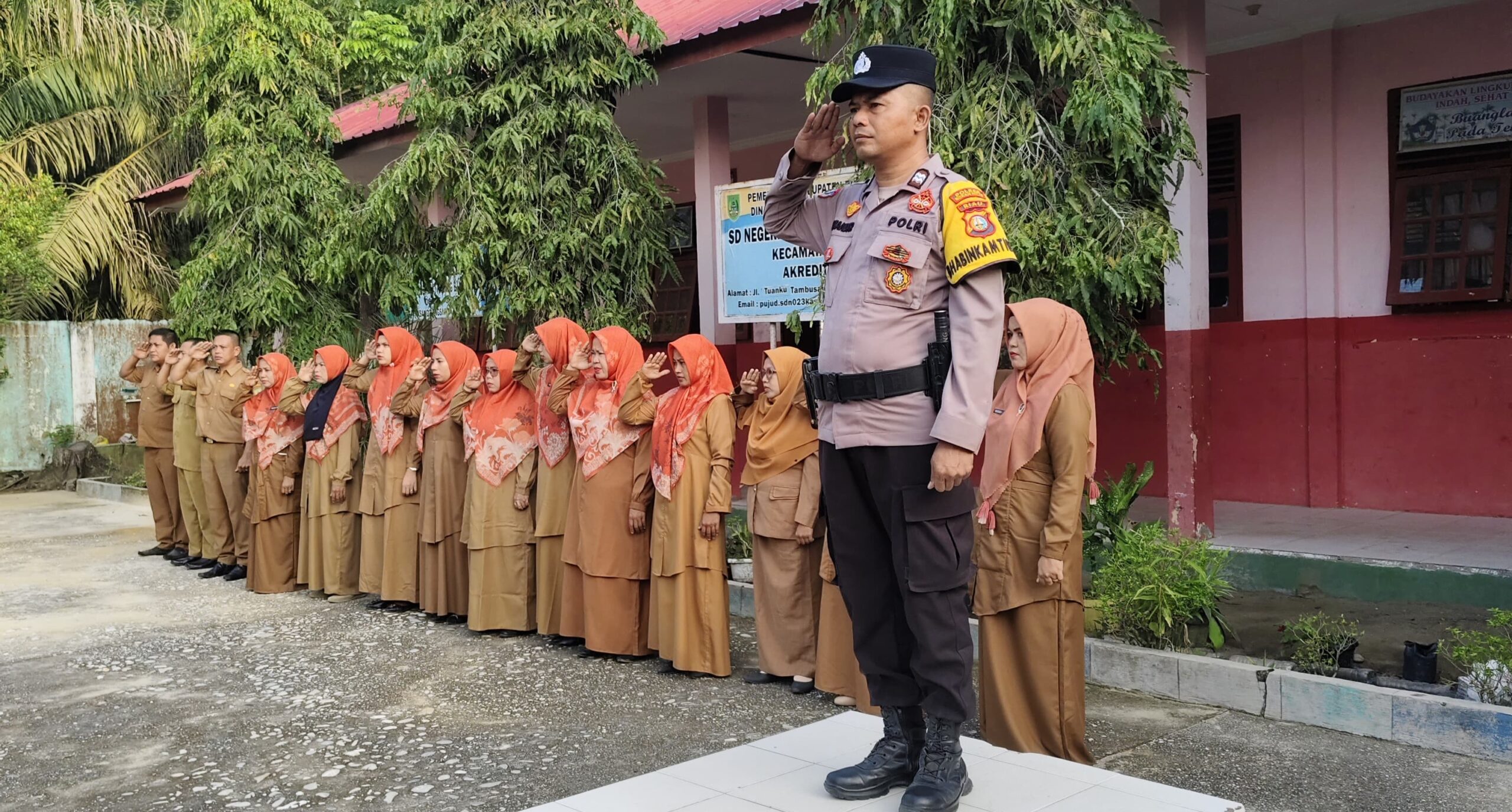 Polsek Pujud Sosialisasi Bahaya Narkoba dan Bullying di SD N 013