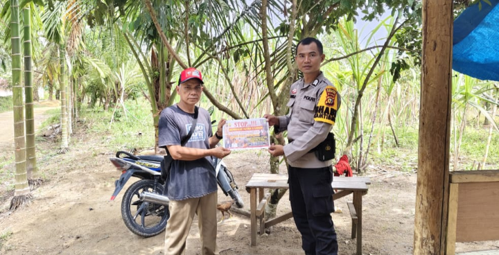 Antisipasi Karhutla Polsek Pujud Sosialisasi Maklumat Kapolda Riau