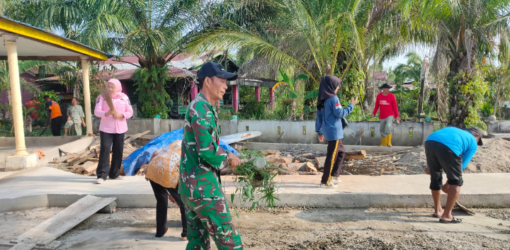 Jaga Lingkungan Kelurahan Bagan Barat Rutin Goro Bersama