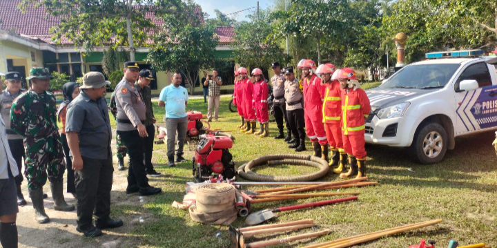 Cegah Karlahut Polsek Bagan Sinembah Apel Siaga Bersama Upika