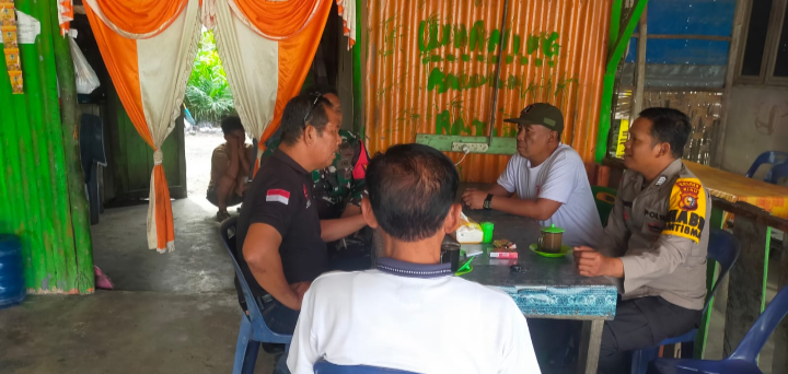 Sambang Warga Polsek Pujud Ajak Warga Jaga Kamtibmas