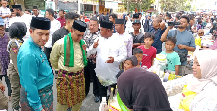 Disperindag Rohil Tunjukkan Komitmen Melalui UMKM Ciptakan Pasar Ramadhan Aneka Kuliner