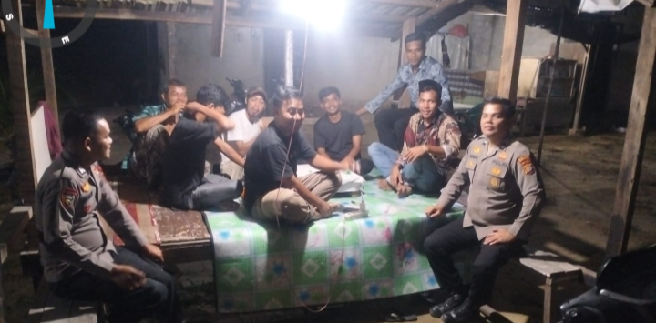 Cipta Kondusif Polsek Pujud Rutin Cek Pos Siskamling Warga