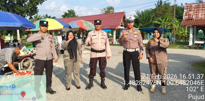 Agar Lancar Polsek Pujud Atur Lalin dan PAM di Pasar Ramadhan