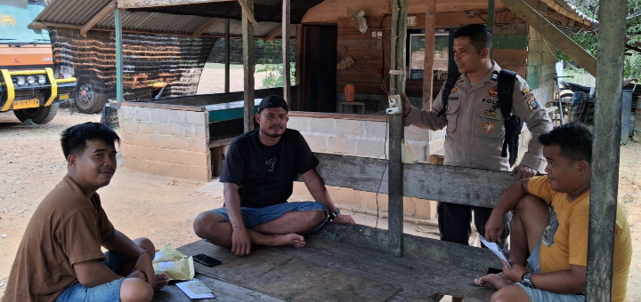 Polsek Pujud Gencar Sambang Warga Sampaikan Pesan Kamtibmas