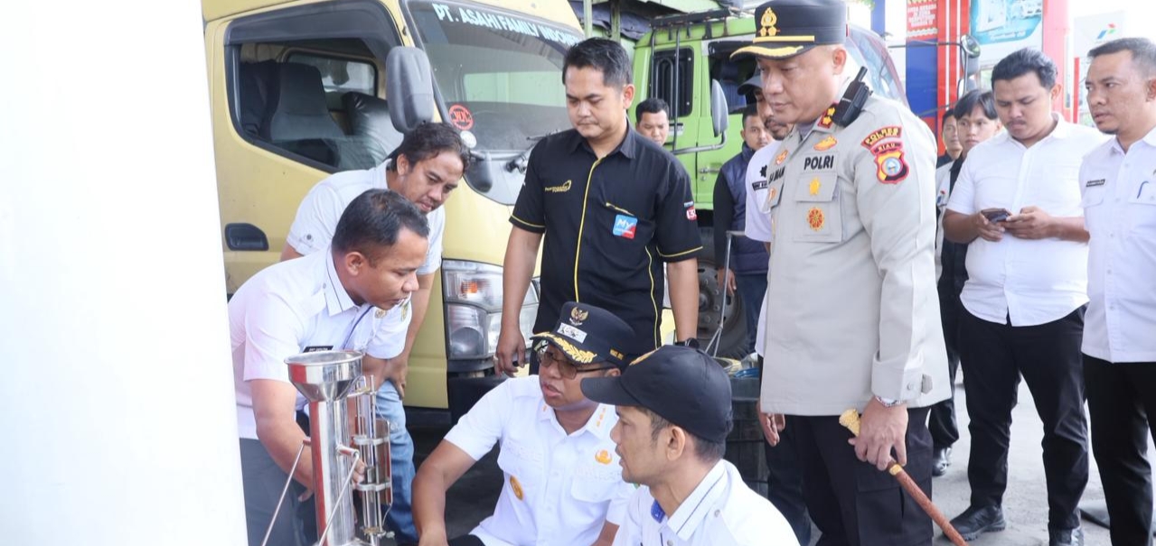Pastikan Aman Kapolres Rohil, Pertamina dan Wabup Cek Stok BBM dan Elpiji
