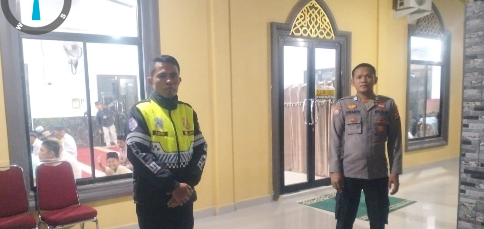 Cipta Kondusif Polsek Pujud Rutin PAM Sholat Isya dan Tarawih