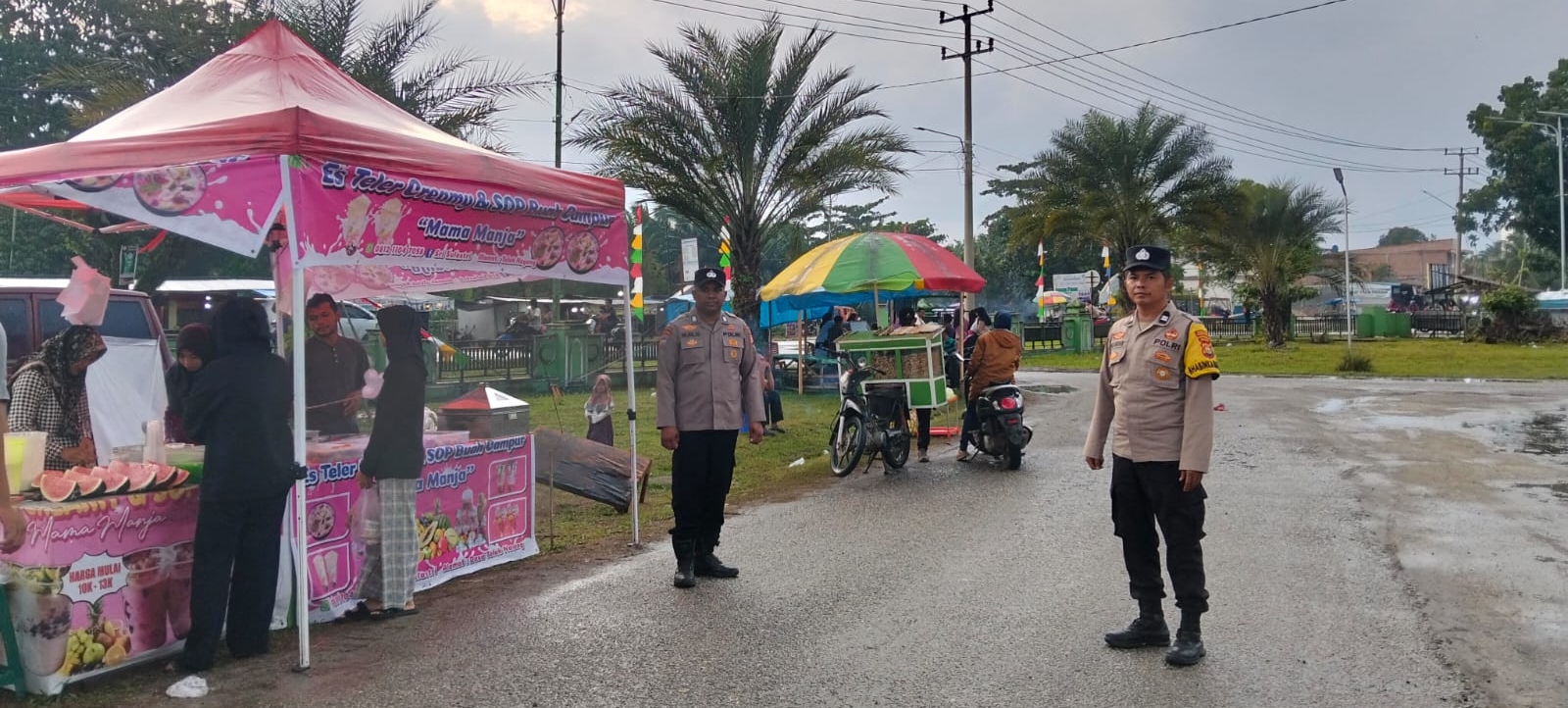 Agar Tertib Polsek Pujud Atur Lalin dan PAM di Pasar Ramadhan