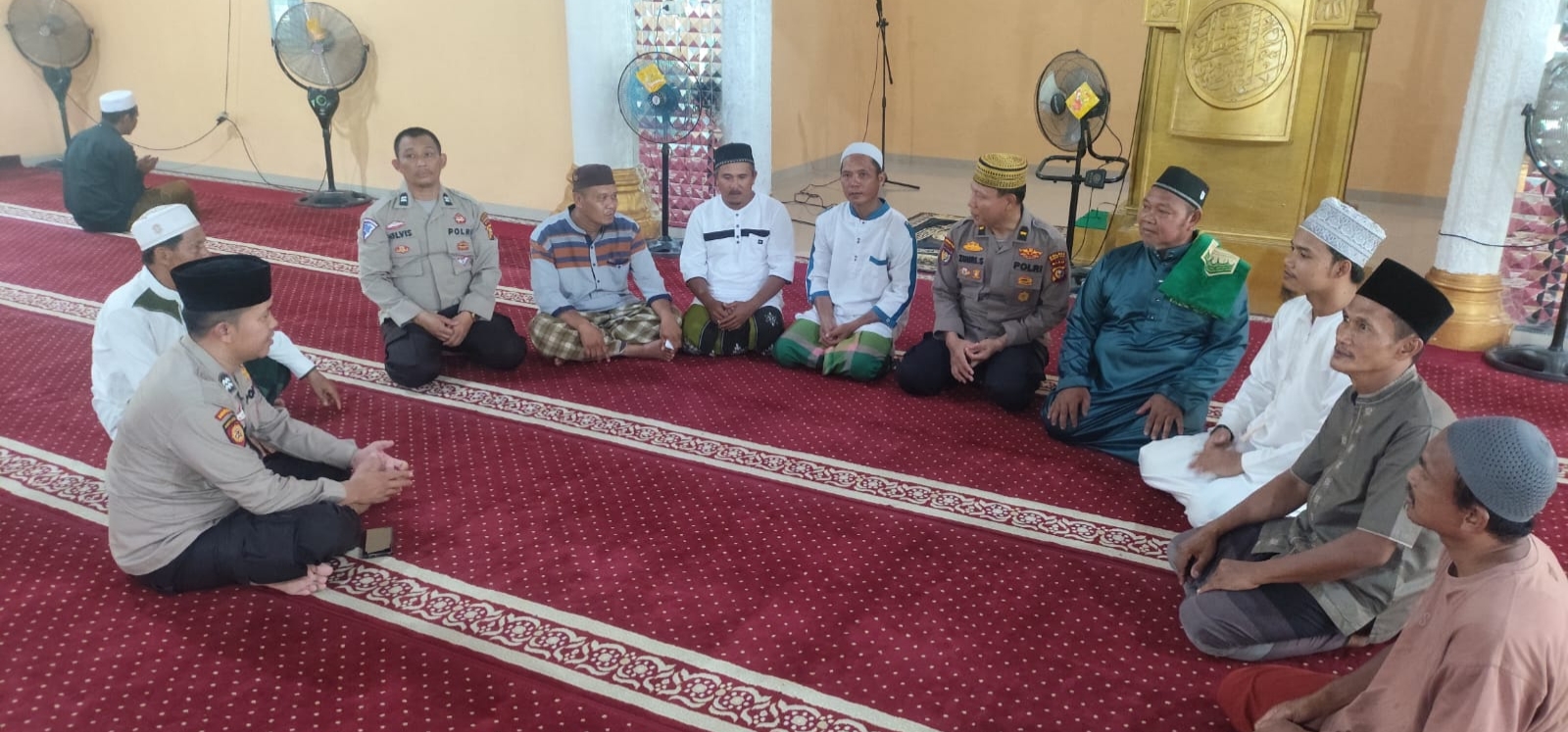 Cipta Kondusif Polsek Pujud Cooling System Bersama Tokoh Agama dan Tokoh Masyarakat