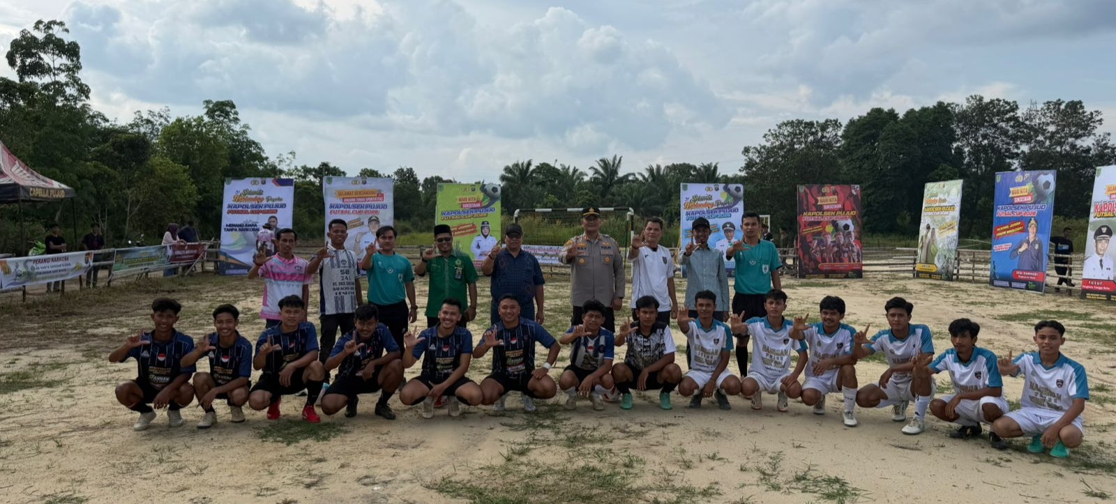 Tingkatkan Cooling System Polsek Pujud Buka Turnamen Futsal Bersama Upika