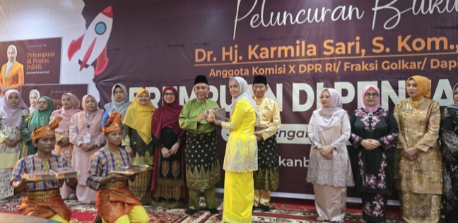 Karmila Sari Luncurkan Buku Perdana, Jejak Pengabdi Merawat Amanah